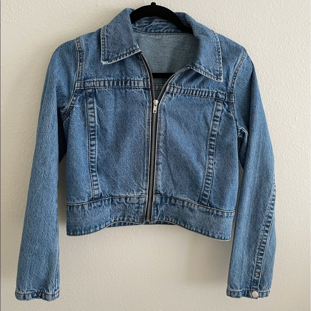 Brandy Melville Zip Up Denim/Jean Jacket Small - Picture 3 of 4